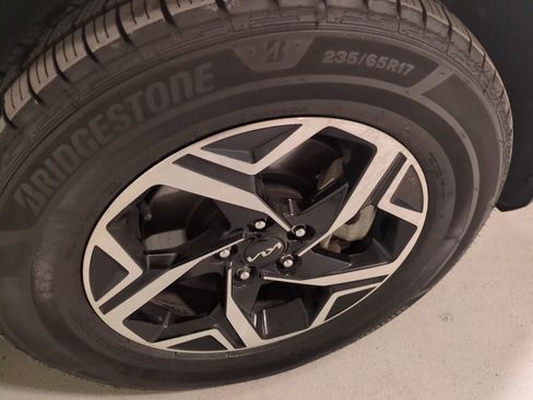 Certified 2023 Kia Sportage LX image 21