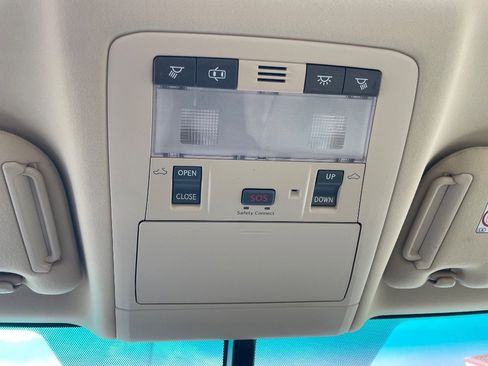 Used 2010 Lexus HS 250h image 38