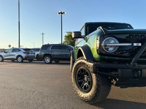 Used 2024 Ford Bronco Wildtrak AWD/4WD image 9