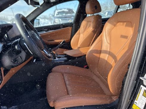 Used 2023 BMW 530i xDrive w/ Executive Package image 10