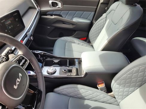 New 2025 Kia Sorento SX Prestige image 17