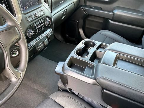 Used 2023 Chevrolet Silverado 1500 Custom AWD/4WD image 16