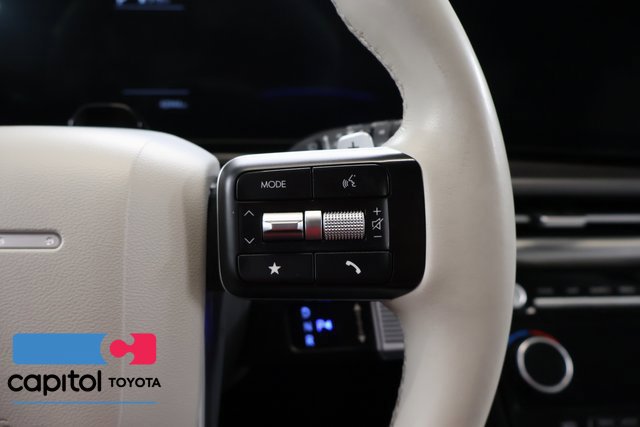 Used 2024 Hyundai Santa Fe SEL AWD/4WD image 18