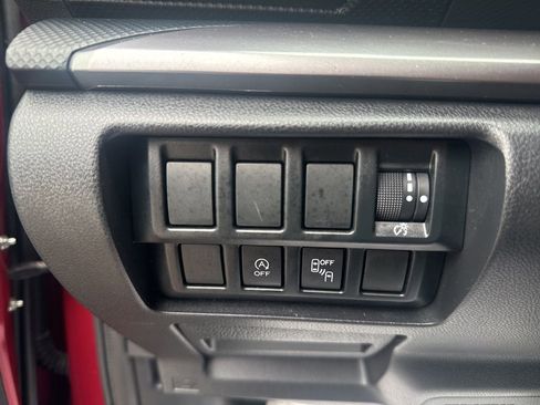 Used 2019 Subaru Forester Premium image 14