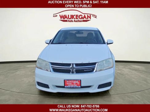 Used 2011 Dodge Avenger Mainstreet w/ Cold Weather Group image 2