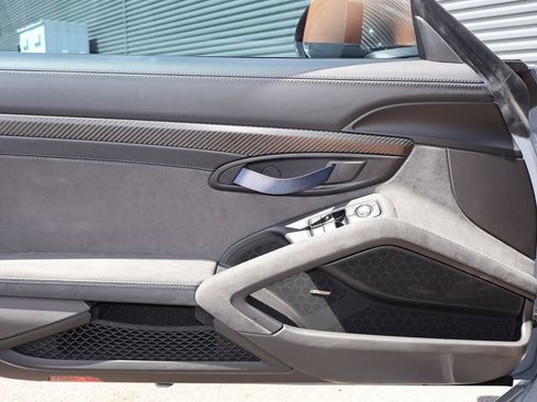 Certified 2025 Porsche 718 Cayman GT4 RS RWD image 14
