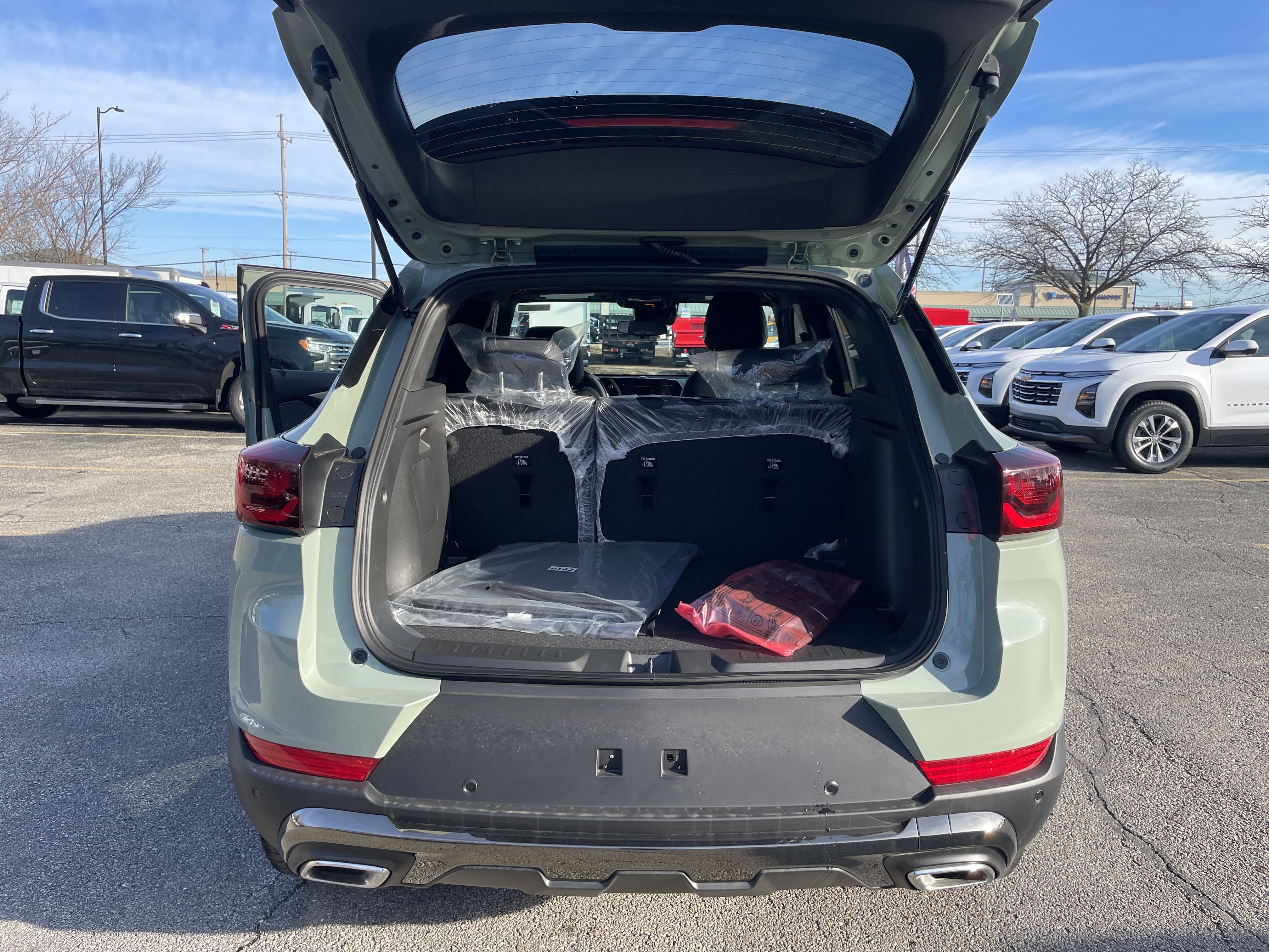 New 2026 Chevrolet TrailBlazer ACTIV w/ Driver Confidence Package FWD image 10