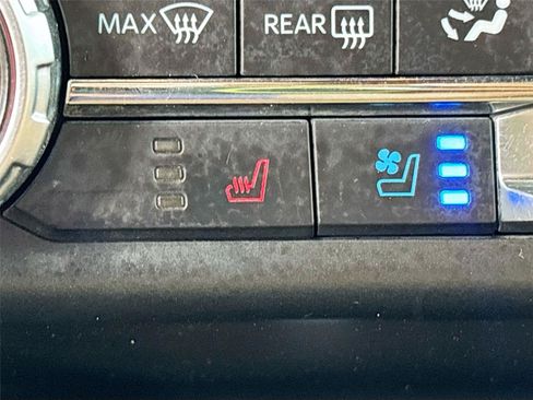 Used 2022 Ford F150 Lariat w/ Equipment Group 501A Mid AWD/4WD image 20