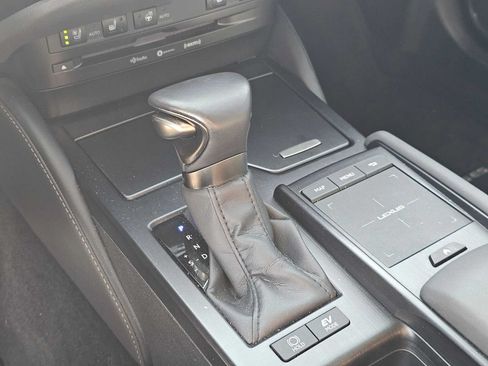 Used 2022 Lexus ES 300h w/ Premium Package FWD image 31