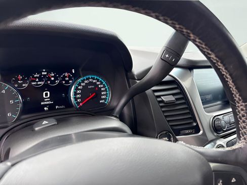 Used 2019 Chevrolet Tahoe Premier AWD/4WD image 36