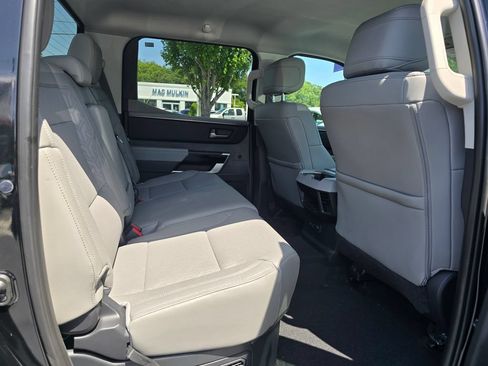 Used 2024 Toyota Tundra Limited AWD/4WD image 14
