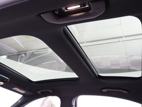 Used 2023 Mercedes-Benz C 300 4MATIC Sedan w/ Exclusive Trim Package image 22