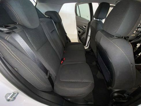 Used 2019 Chevrolet Trax LS FWD image 11