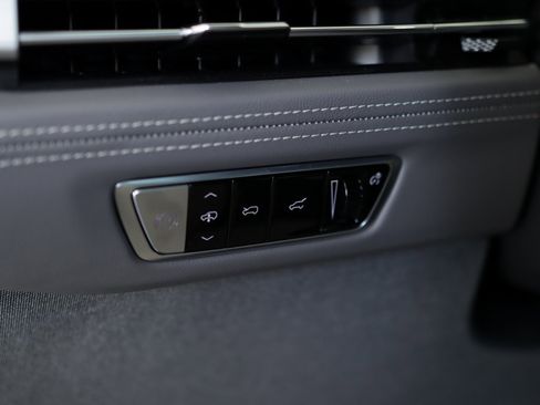 Used 2025 Cadillac Escalade IQ Sport 1 image 10