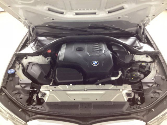 Used 2019 BMW 330i xDrive Sedan w/ Premium Package AWD/4WD image 29