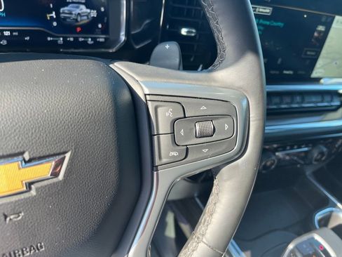 Used 2025 Chevrolet Silverado 1500 LT image 12