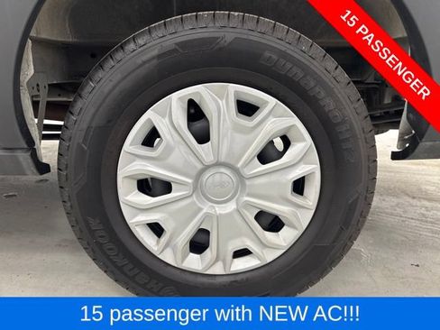 Used 2023 Ford Transit 350 XLT RWD image 34