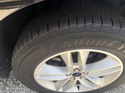 Used 2015 Ford Edge SEL w/ Equipment Group 201A AWD/4WD image 22