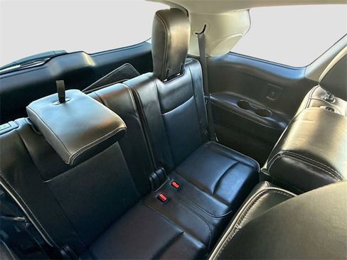 Used 2019 INFINITI QX60 Luxe w/ Essential Package image 29