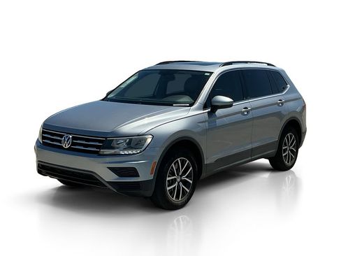 Used 2019 Volkswagen Tiguan SE FWD image 3
