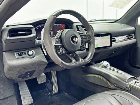 Used 2022 Maserati MC20 Coupe image 18