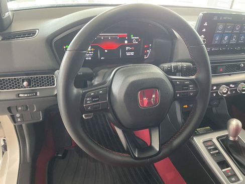 Certified 2025 Honda Civic Type R image 14