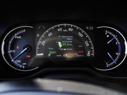 Certified 2024 Toyota RAV4 XLE w/ Convenience Package image 40