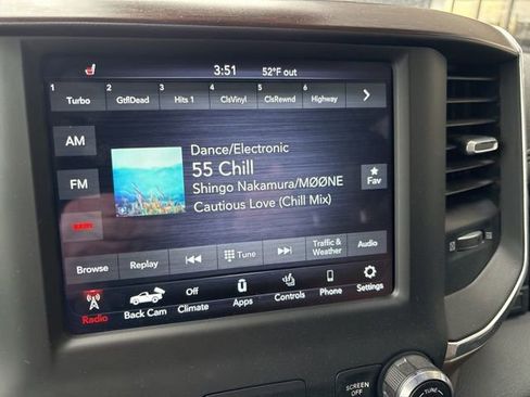 Used 2021 RAM 1500 Laramie w/ Off Road Group image 12