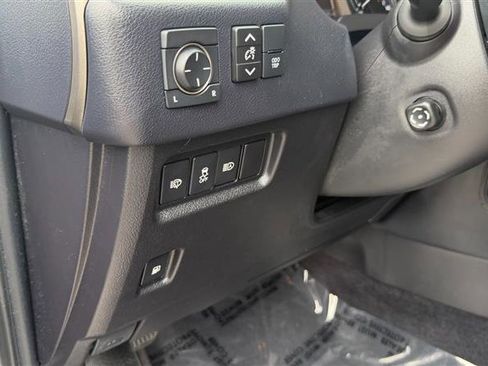 Used 2020 Lexus GX 460 Premium w/ Premium Package AWD/4WD image 33