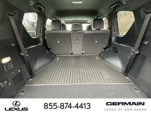 New 2026 Lexus LX 600 4WD w/ Premium Package image 23