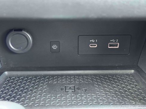 Used 2023 Nissan Pathfinder Platinum image 27