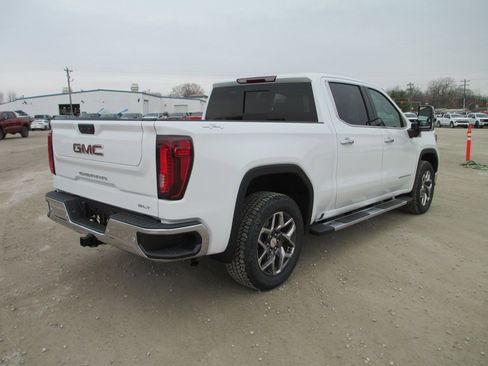 New 2026 GMC Sierra 1500 SLT w/ SLT Premium Plus Package image 5