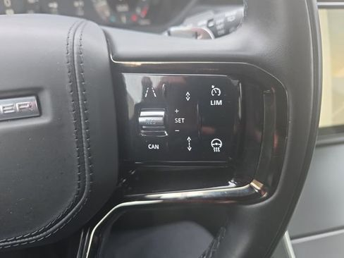 Certified 2025 Land Rover Range Rover Velar Dynamic SE AWD/4WD image 21