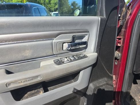 Used 2019 RAM 1500 Classic SLT RWD image 12
