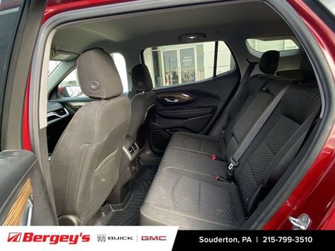 Used 2020 GMC Terrain SLE w/ Driver Convenience Package image 6