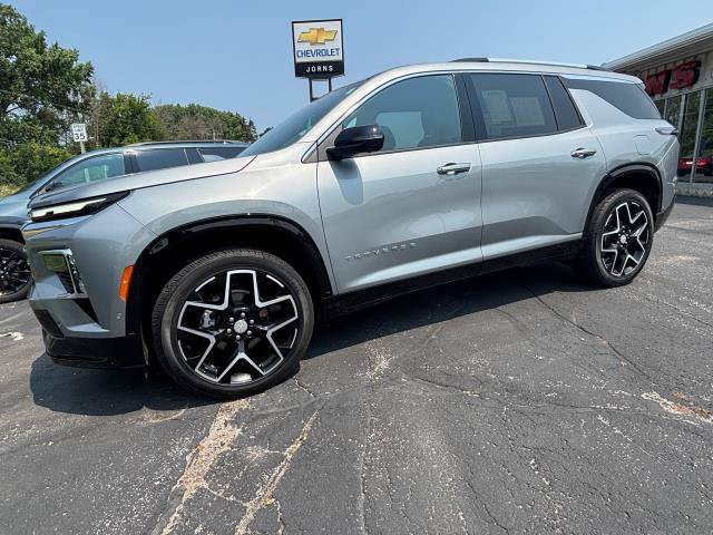 Used 2026 Chevrolet Traverse High Country w/ LPO, Floor Liner Package AWD/4WD image 1