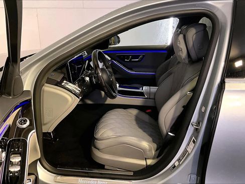 New 2026 Mercedes-Benz S 580 4MATIC Sedan image 13