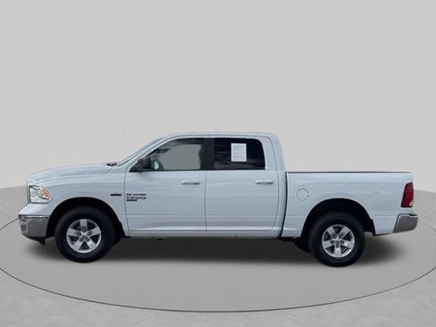 Certified 2019 RAM 1500 Classic SLT AWD/4WD image 3