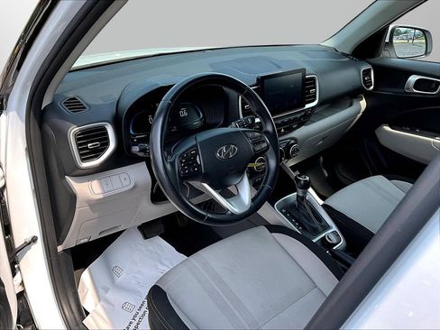 Certified 2023 Hyundai Venue SEL w/ Cargo Package FWD image 16