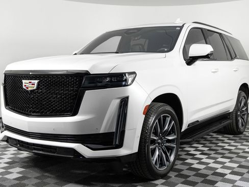 Used 2021 Cadillac Escalade Sport image 3