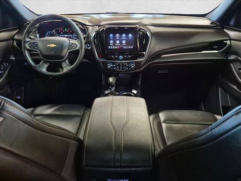 Used 2023 Chevrolet Traverse LT FWD image 19