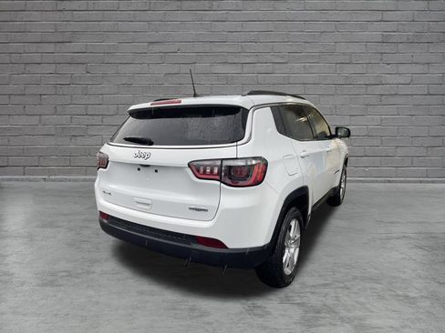 Used 2022 Jeep Compass Latitude w/ Convenience Group AWD/4WD image 34