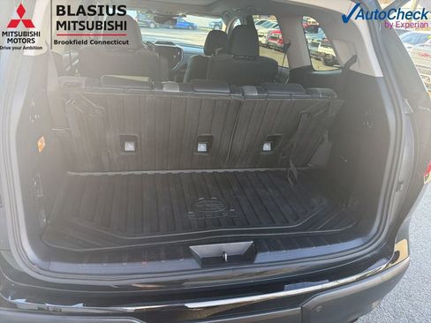 Used 2023 Subaru Ascent Onyx Edition Limited AWD/4WD image 11