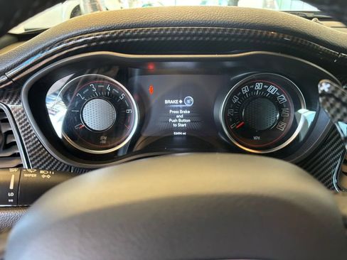 Used 2022 Dodge Challenger GT image 17