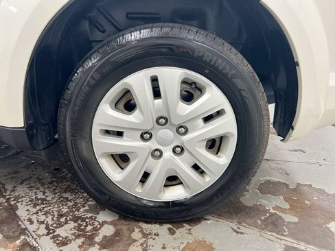 Used 2018 Dodge Journey SE w/ Connectivity Group FWD image 26