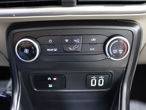 Used 2020 Ford EcoSport S FWD image 16