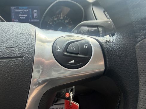 Used 2014 Ford Focus SE FWD image 29