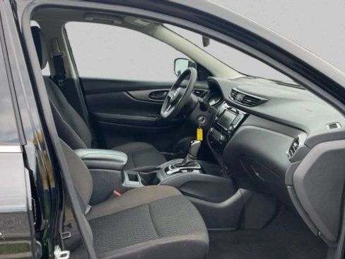 Used 2021 Nissan Rogue Sport S FWD image 19