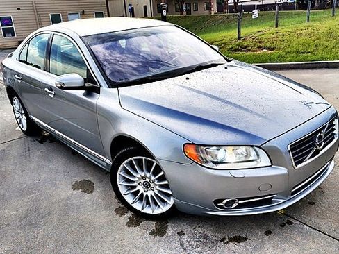 Used 2010 Volvo S80 V8 image 4