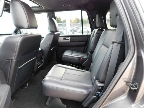 Used 2017 Ford Expedition Limited w/ Equipment Group 301A AWD/4WD image 15